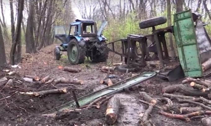 Подрыв трактора на мине в "ЛНР": погиб мужчина. Видео