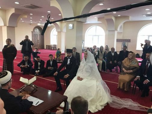 Мусульманская невеста: Джамала поделилась первыми фото со своей свадьбы