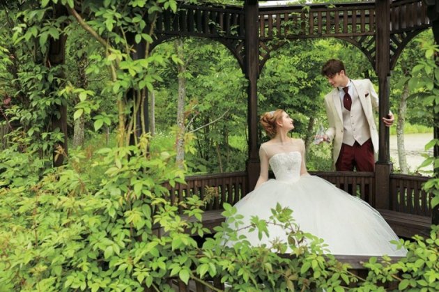 Свадебные платья в стиле персонажей студии Disney. Фото
