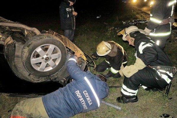 Смертельное ДТП под Киевом: автомобили превратились в металлолом