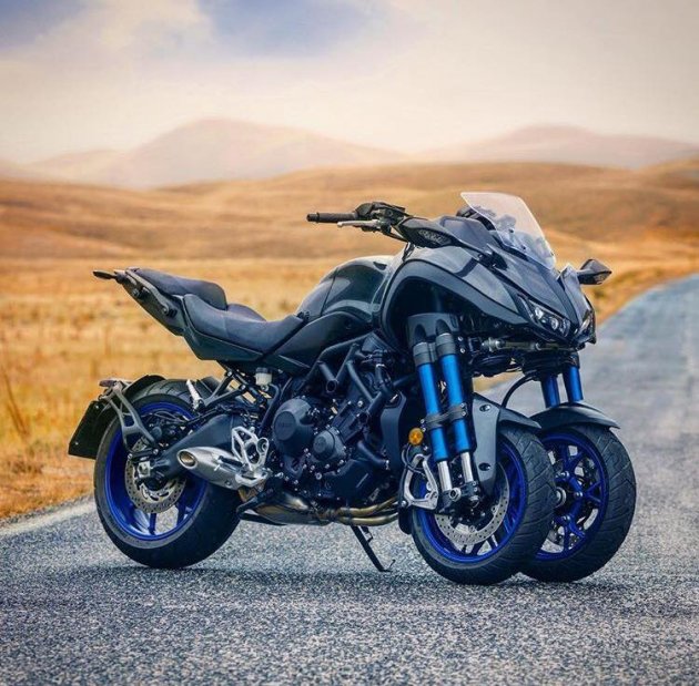 Yamaha представила необычный спортивный мотоцикл