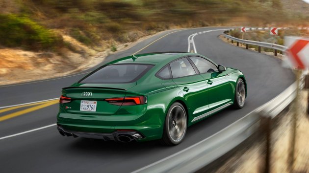 Audi рассекретила новый RS5 Sportback
