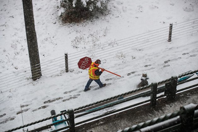 Нью-Йорк накрыл сильнейший апрельский снегопад. Фото