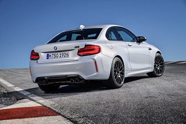 BMW официально презентовала новое «заряженное» купе