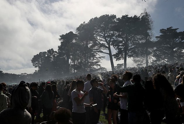 В Сан-Франциско с размахом отметили День Марихуаны. Фото