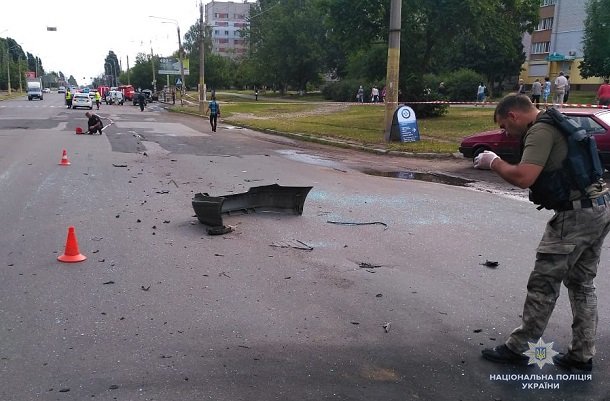 В Черкассах взорвался автомобиль известного бизнесмена