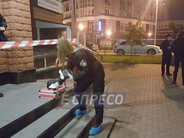 В киевском ресторане владелец открыл стрельбу по посетителям, есть жертвы