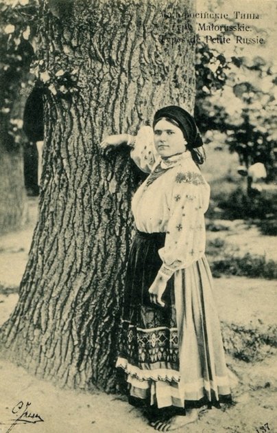 Так выглядели украинские женщины век назад. Фото