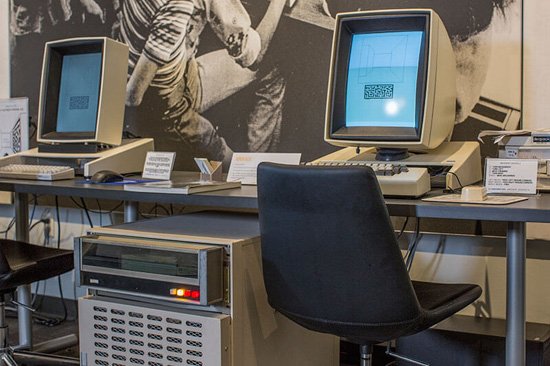 Віртуальна екскурсія в музей культових комп'ютерів. ФОТО