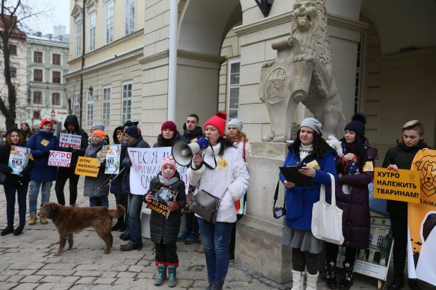 «Знімай хутро назавжди»: у Львові відбулася масштабна акція. Фото