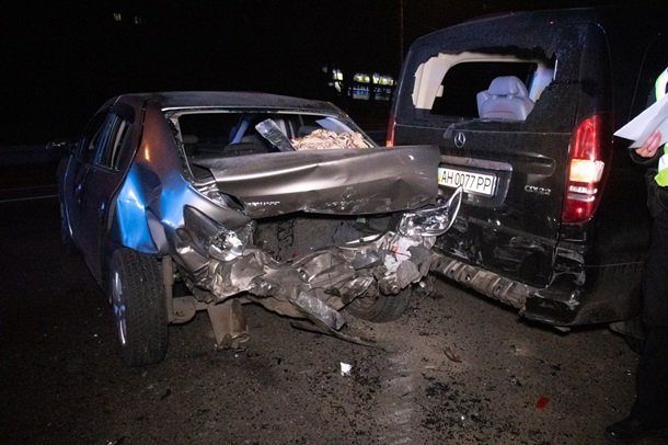 У Києві на Брест-Литовському шосе шість автомобілів влаштували три ДТП