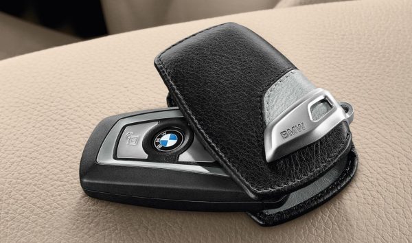 Чехол для ключа автомобиля от немецкого бренда BMW